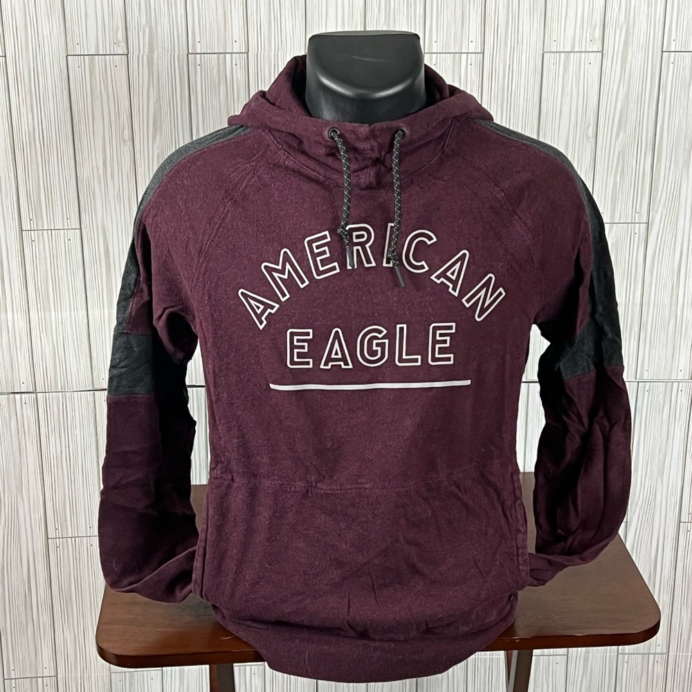 American Eagle Maroon Hoodie - Picture 2 of 6